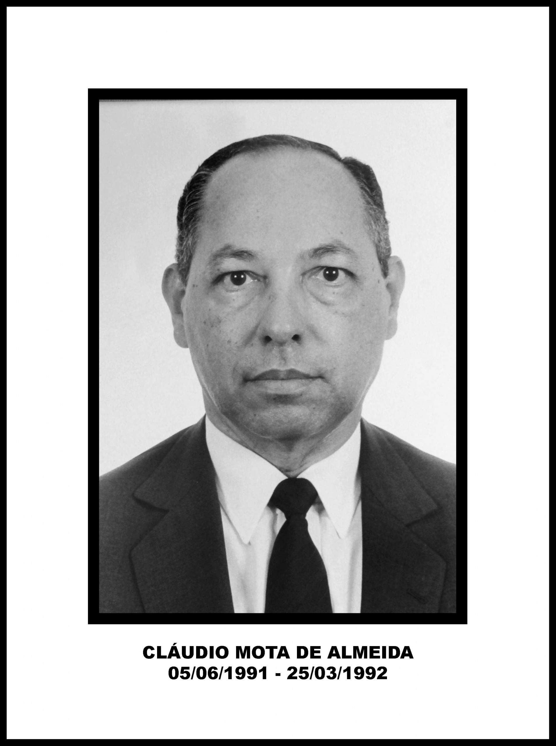 Retrato oficial de Cláudio Mota — Venerável Mestre